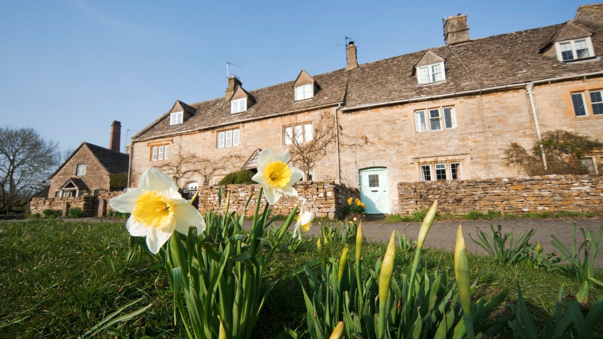 The Best Cotswolds Day Trip from London London Business Mag