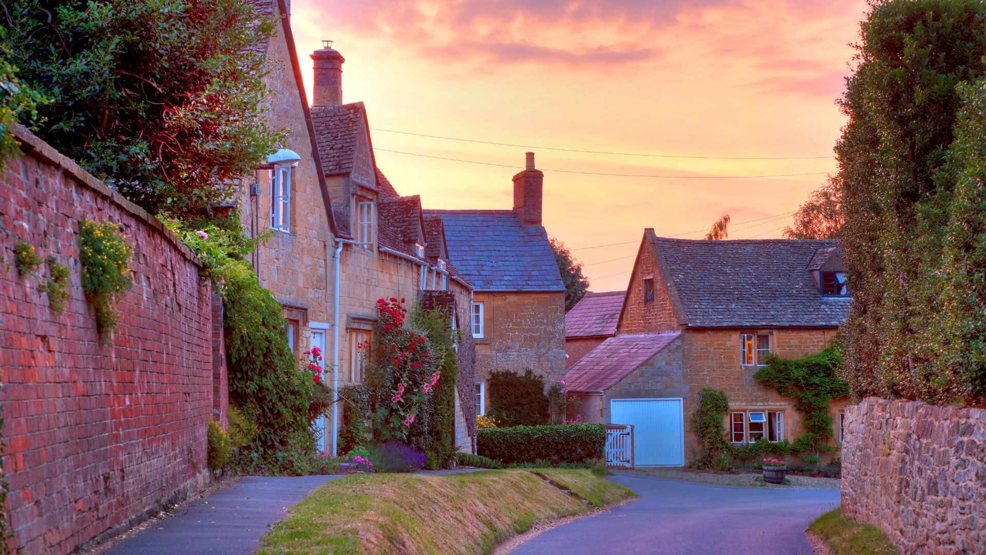 The Best Cotswolds Day Trip from London London Business Mag