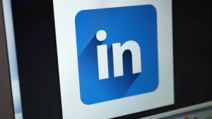 What is the Best Day to Post on LinkedIn