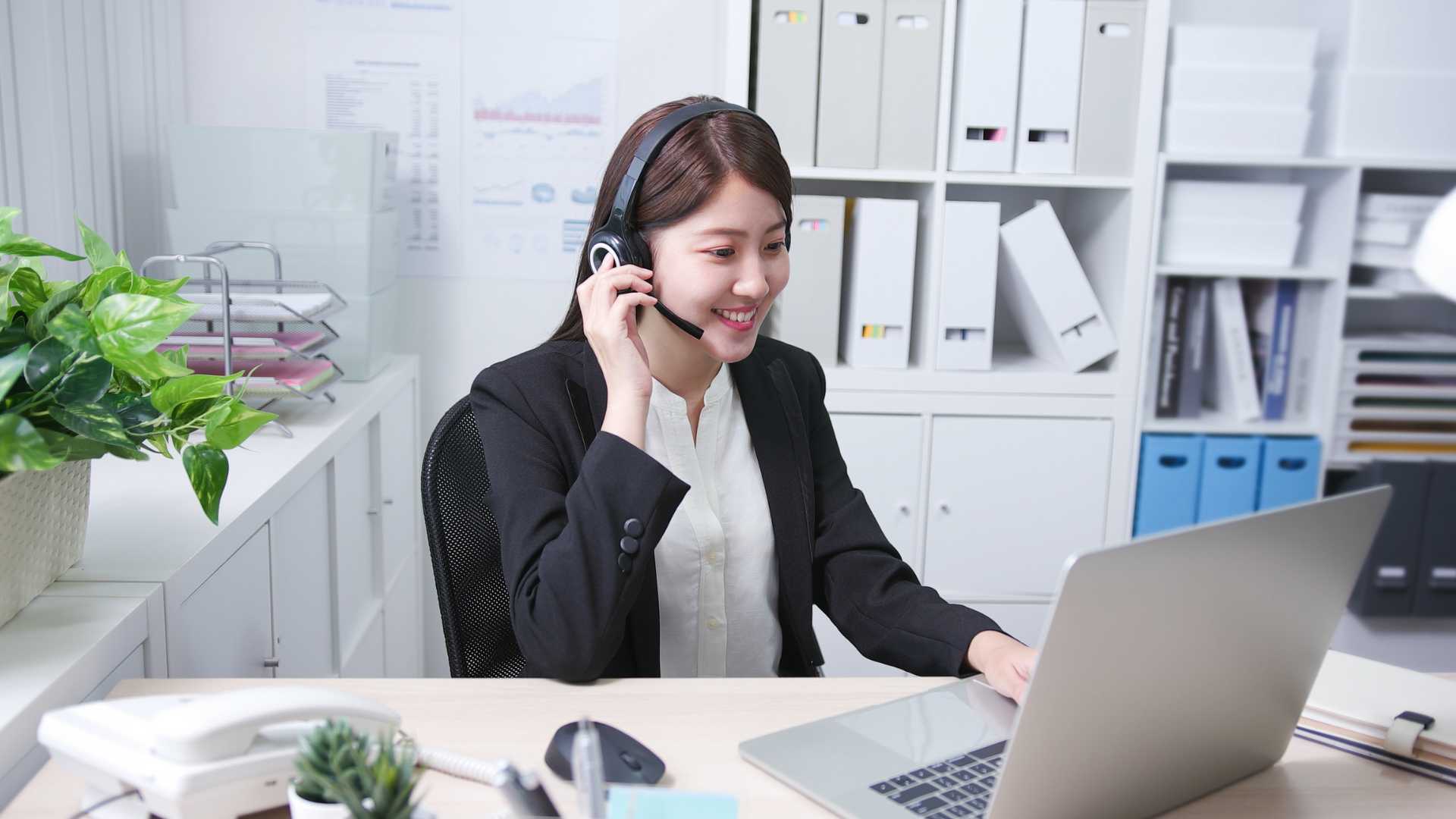 Top 10 Best Customer Service Jobs From Home in the UK London Business Mag