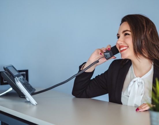 receptionist jobs in london