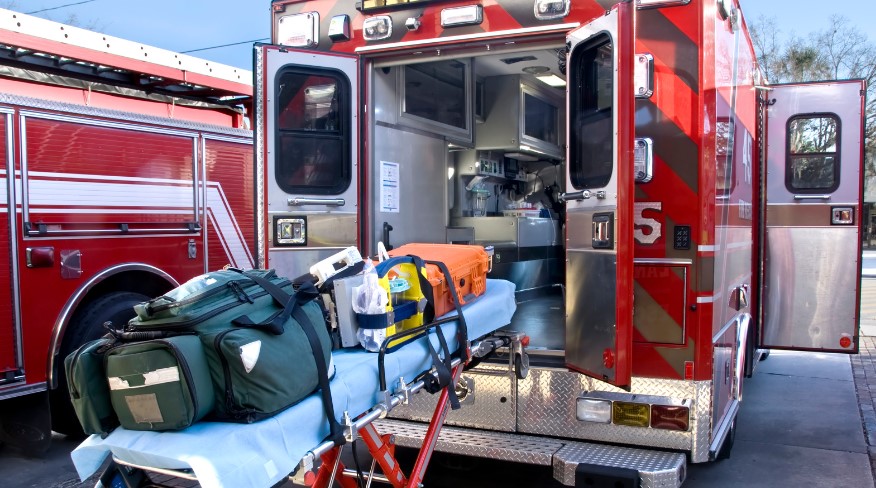 how to become a paramedic