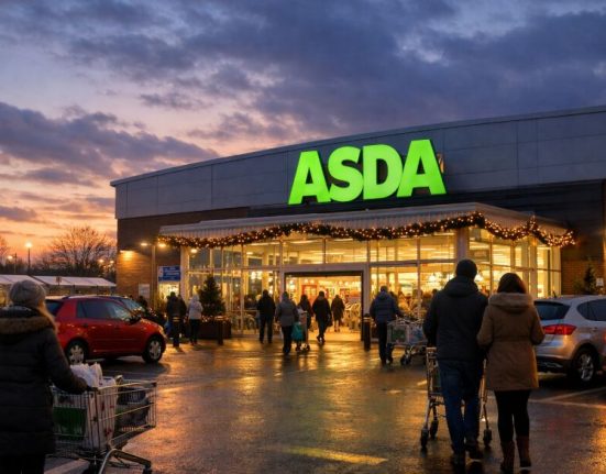 asda new year's eve opening hours