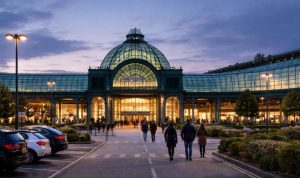 How Do Meadowhall&rsquo;s Sunday and Bank Holiday Hours Differ