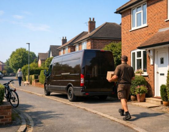 do ups deliver on saturday